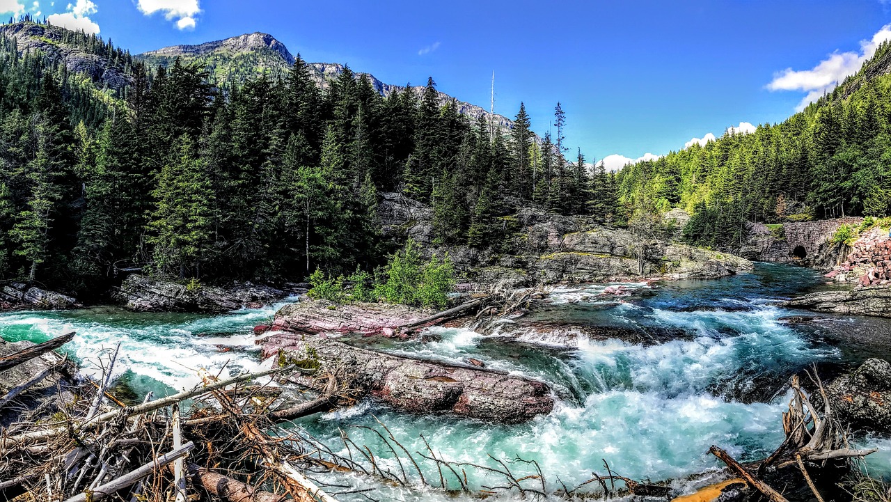 Sustainable Practices for Exploring the United States’ Glacier National Park